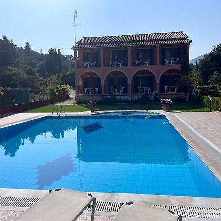 Gregory-Vassilis Apartments Дассия Экстерьер фото