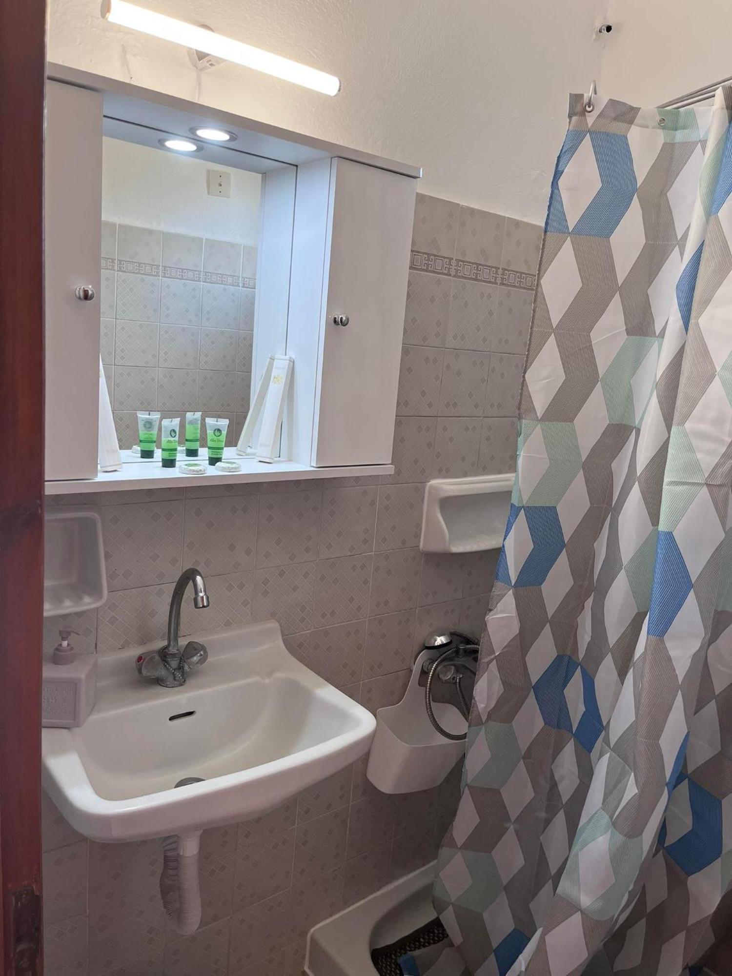 Gregory-Vassilis Apartments Дассия Экстерьер фото