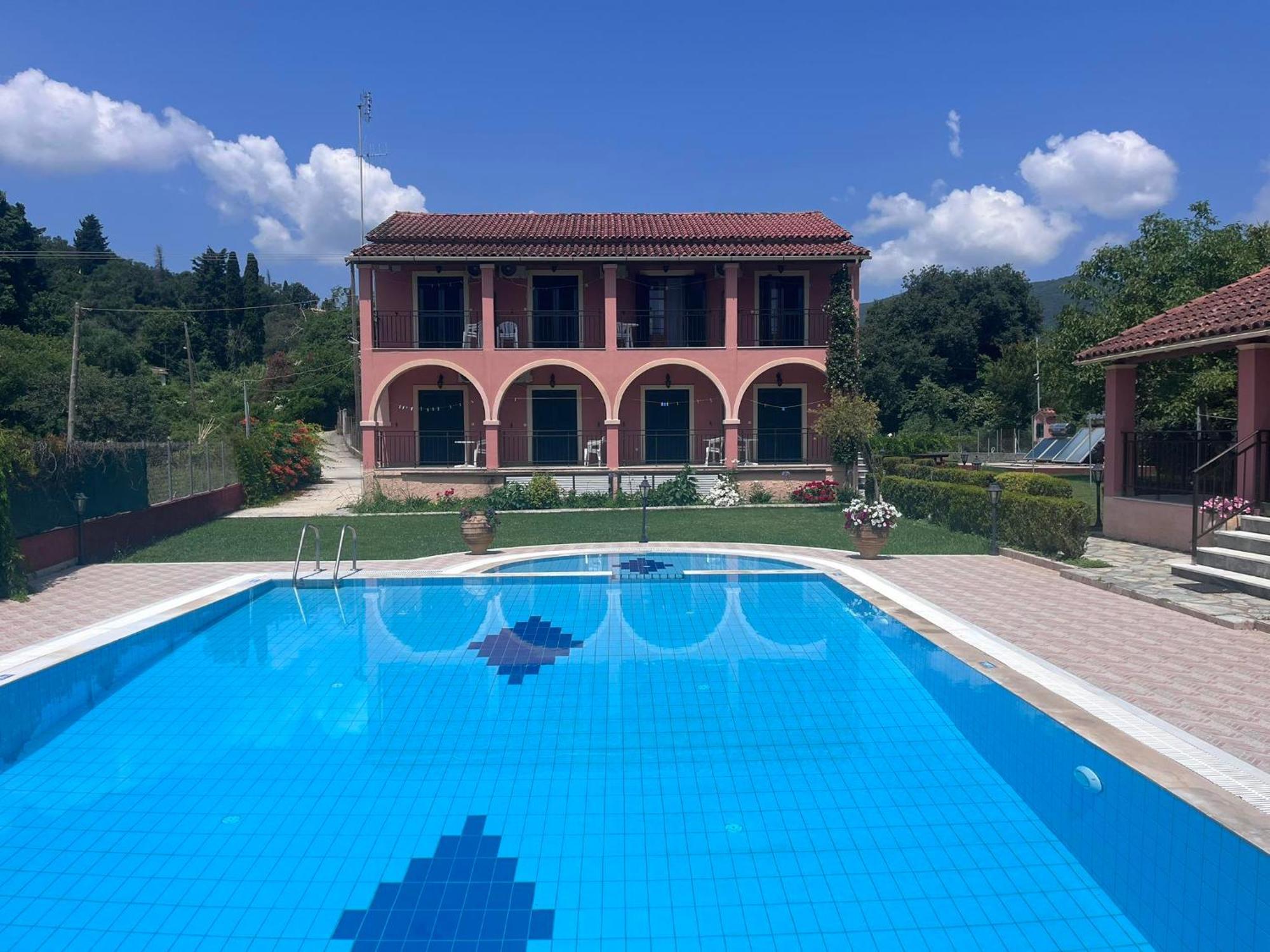 Gregory-Vassilis Apartments Дассия Экстерьер фото