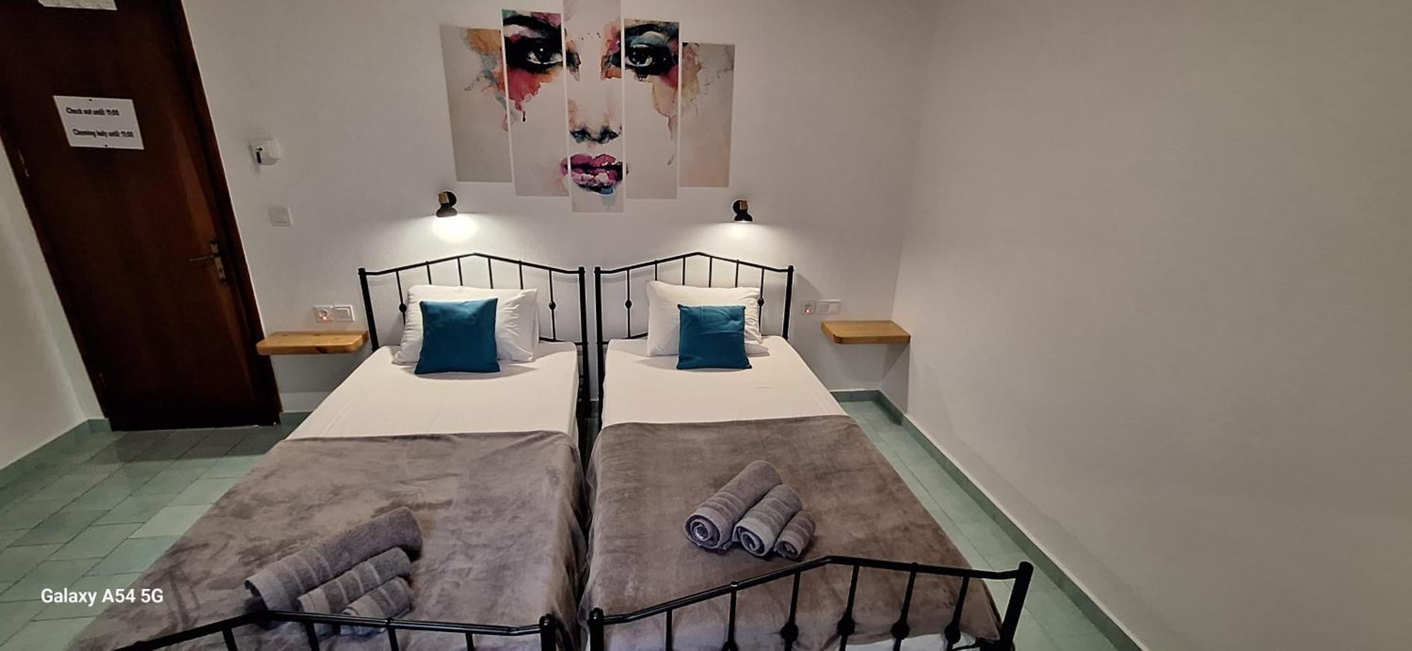 Gregory-Vassilis Apartments Дассия Экстерьер фото