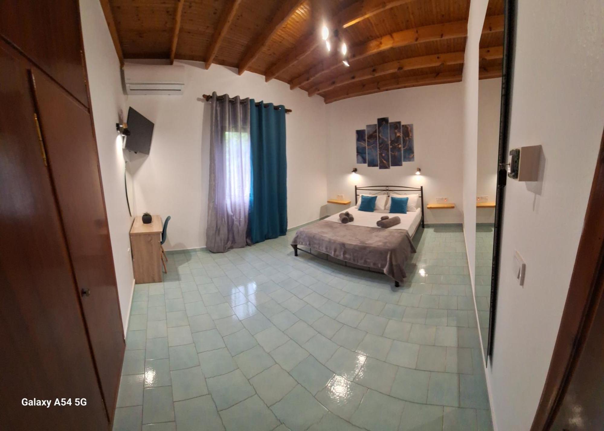 Gregory-Vassilis Apartments Дассия Экстерьер фото