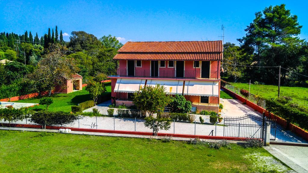 Gregory-Vassilis Apartments Дассия Экстерьер фото