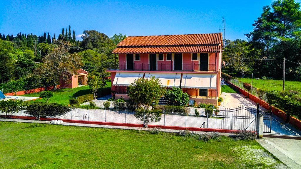 Gregory-Vassilis Apartments Дассия Экстерьер фото