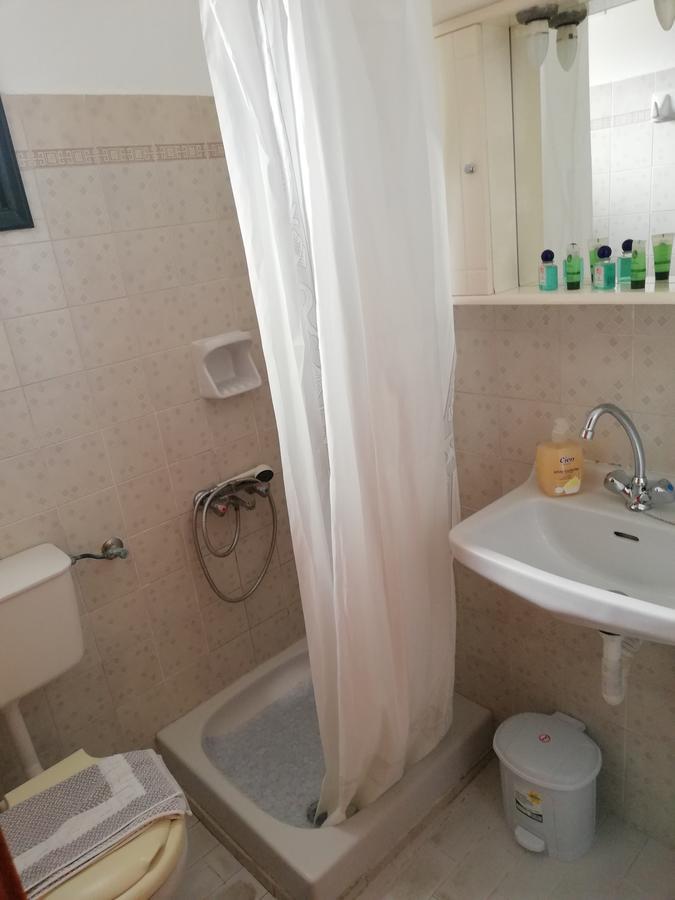Gregory-Vassilis Apartments Дассия Экстерьер фото